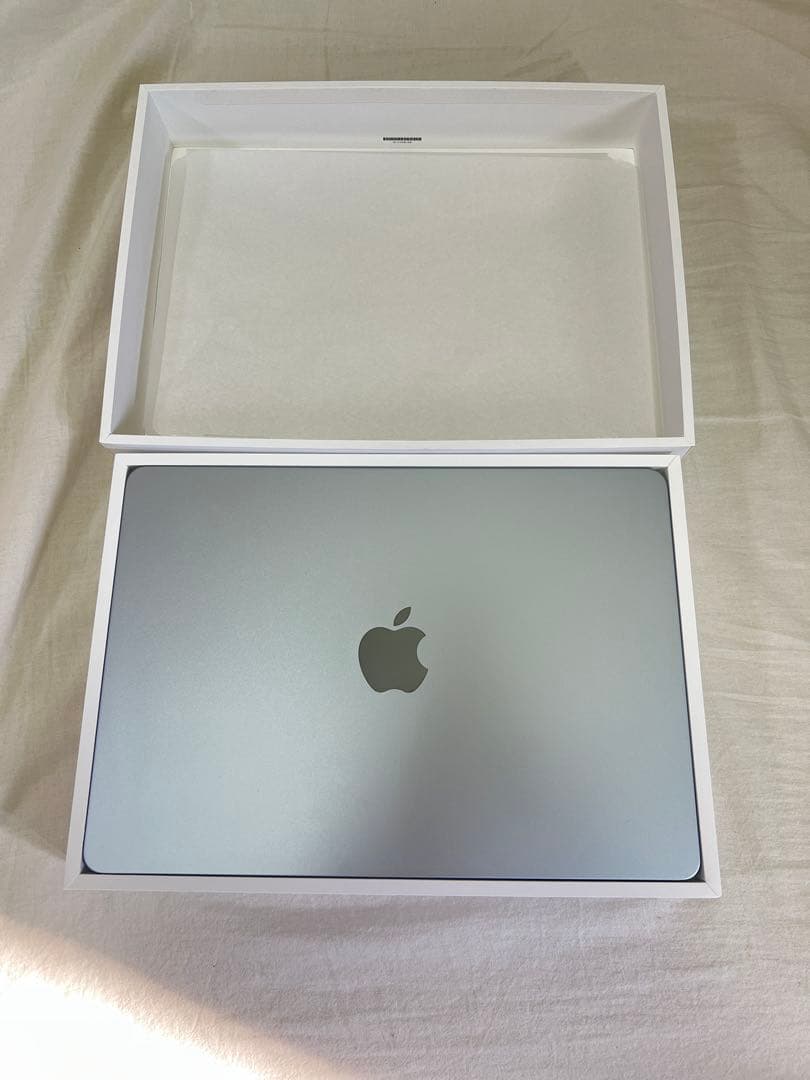 【美品】MacBookAir M4 13インチ 16GB 【付属品・保証付き】