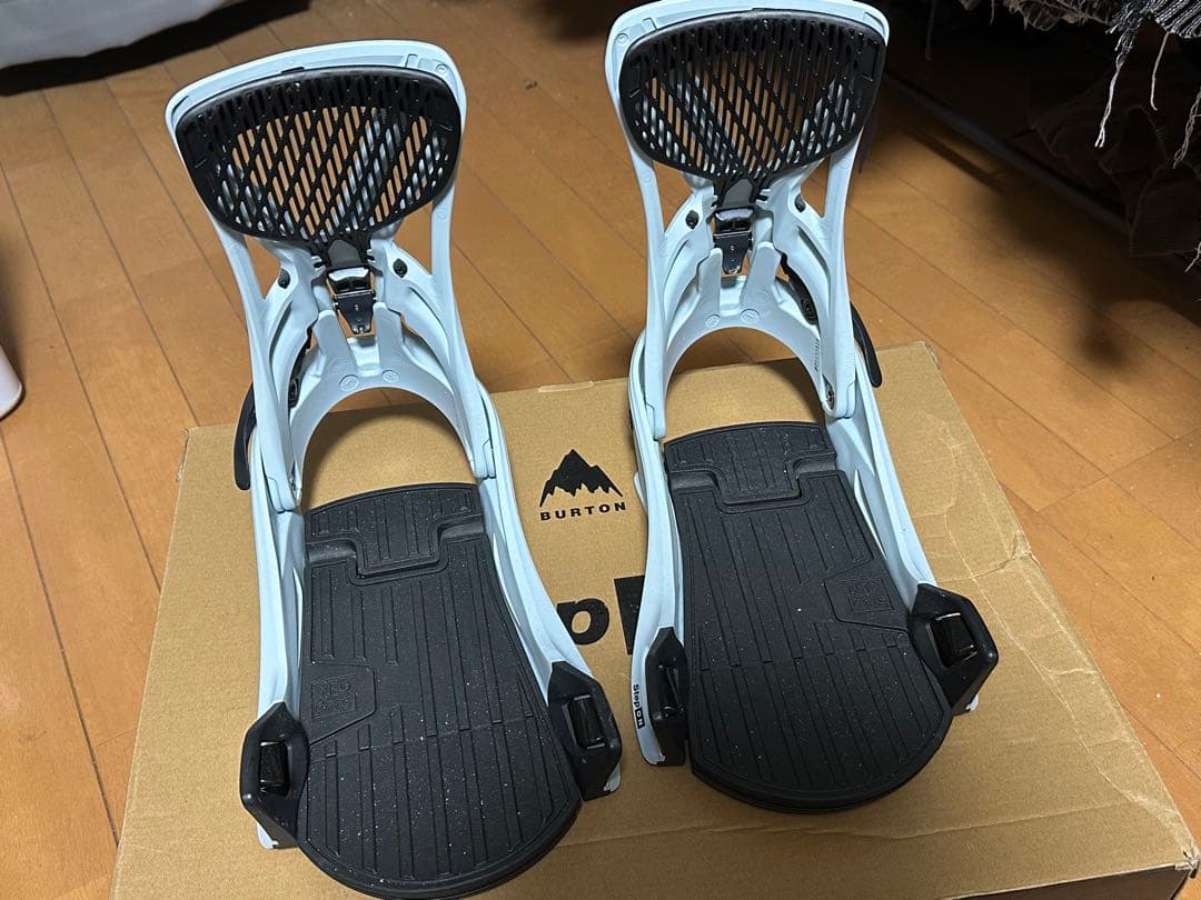 スノーボードビンディング STEP ON