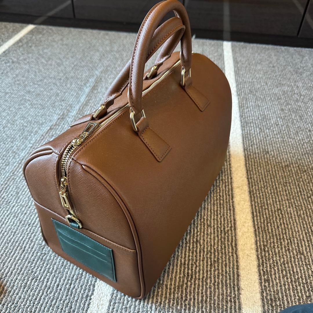 BTS MUTE BOSTON BAG (ブラウン)