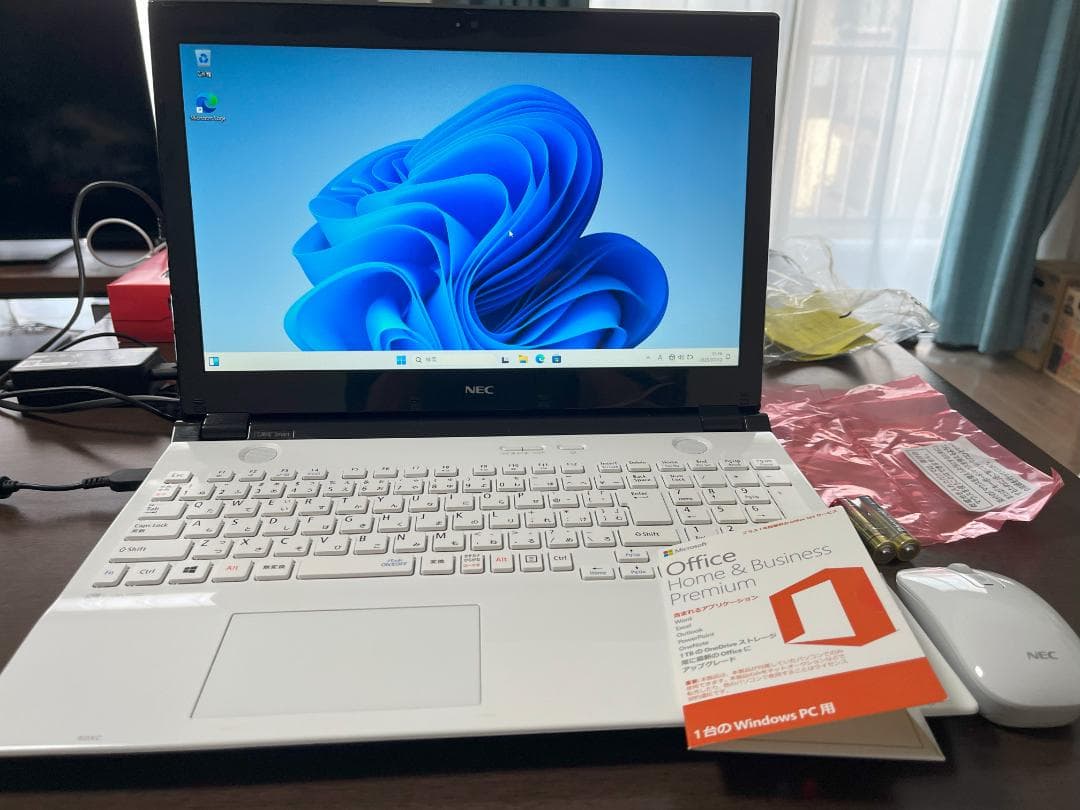 NEC ノートPC Windows 11 Office付き