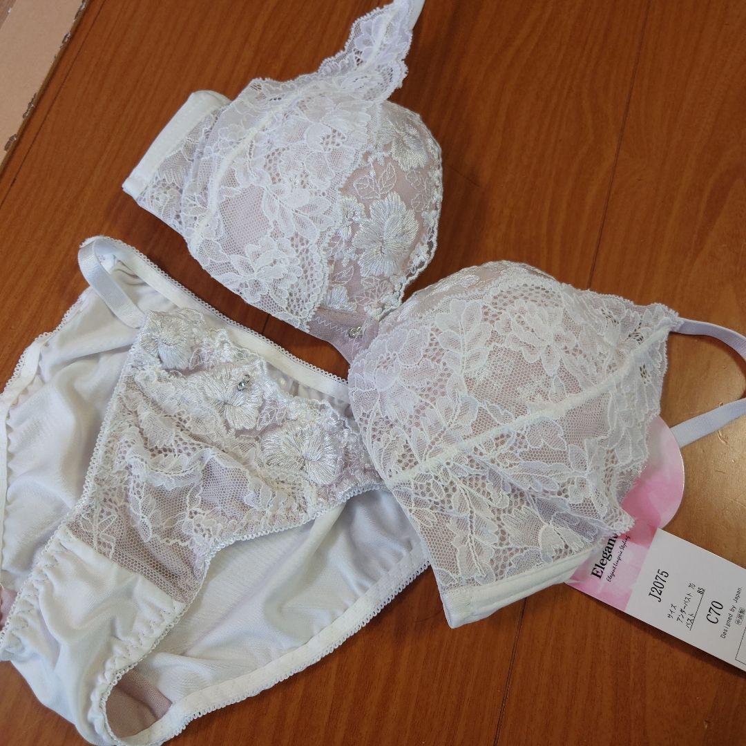花柄刺繍ブラジャーショーツセット C70　下着　上下　まとめ売り