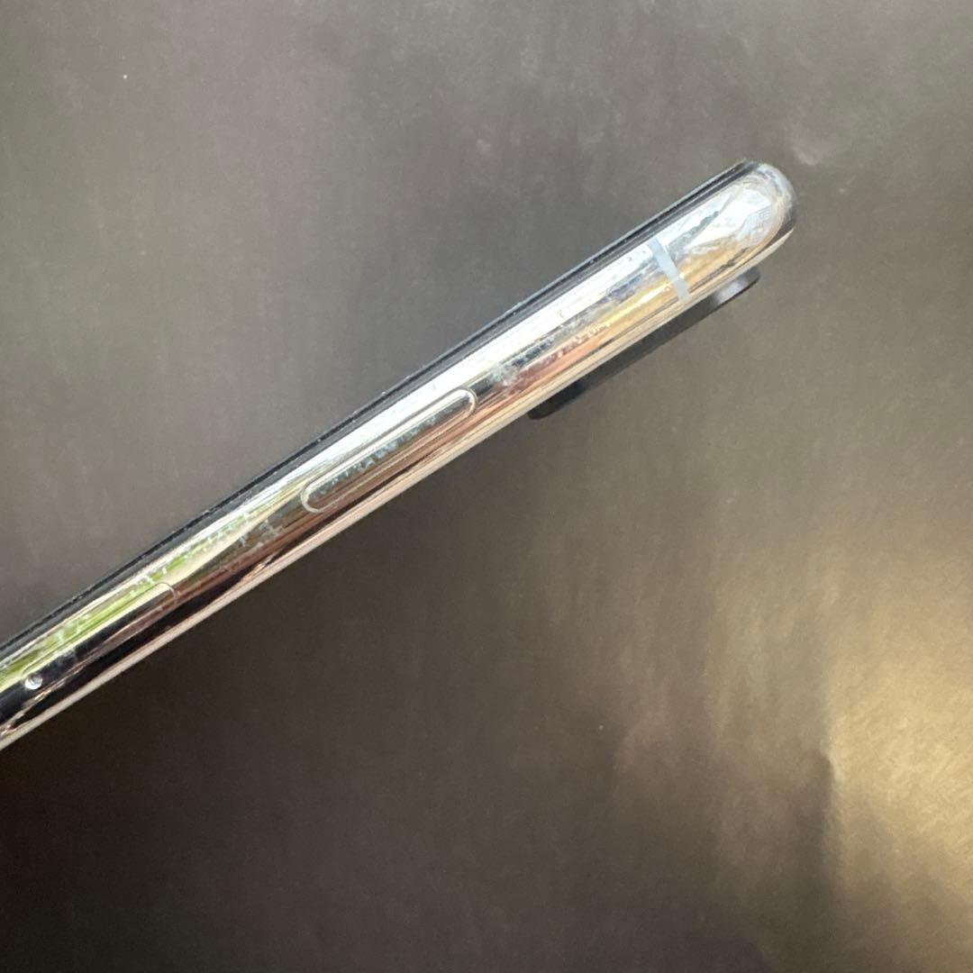 iPhone XS 256G SIMフリー バッテリー79%