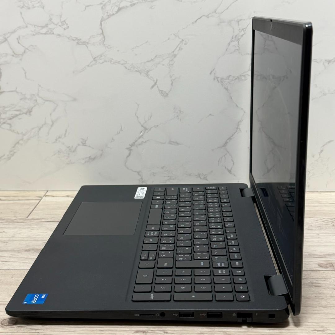 第11世代i5 メモリ16GB テンキー付き バッテリー良 15.6インチ