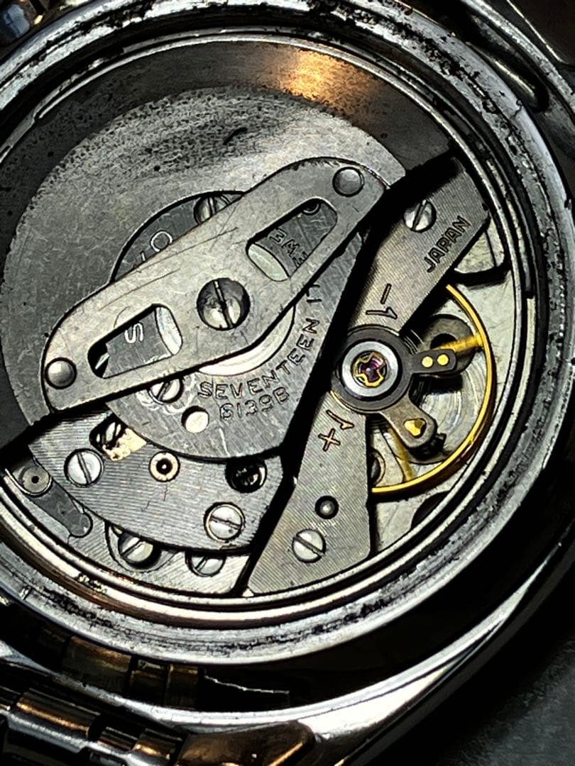 SEIKO 1つ目クロノグラフ　6139－7080紺文字盤　76年製オリジナル