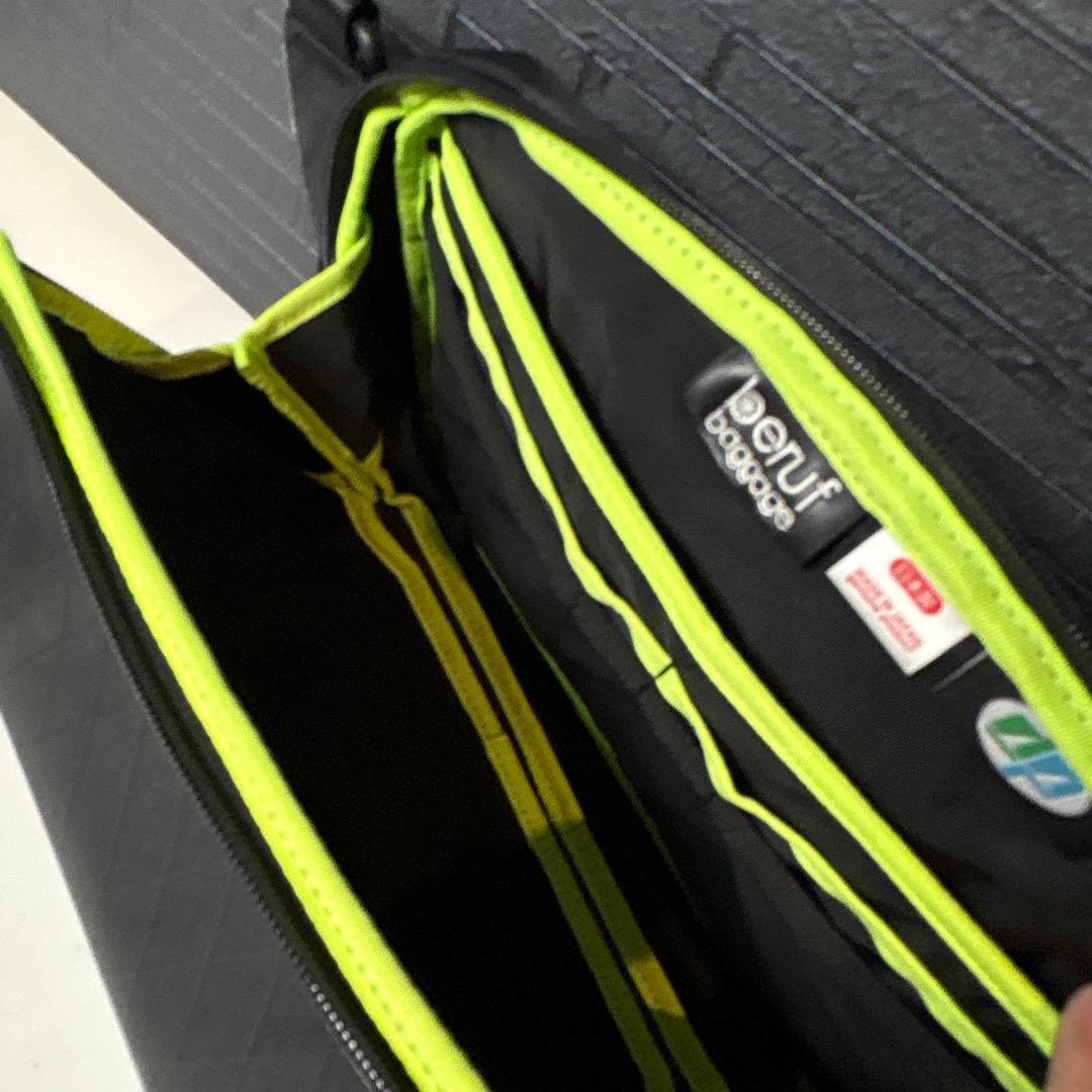 berufbaggage ボディバッグ ブラック