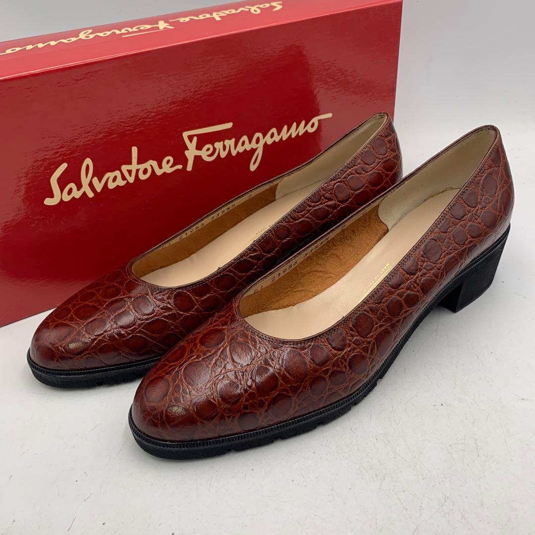 X310B フェラガモ パンプス 7C 約24cm ブラウン