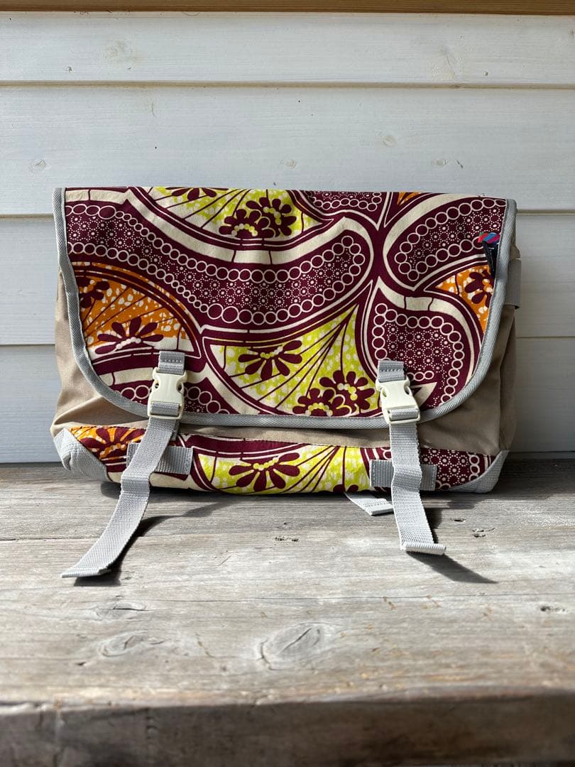 バッグジャック　bagjack is-nessコラボ メッセンジャーバッグ