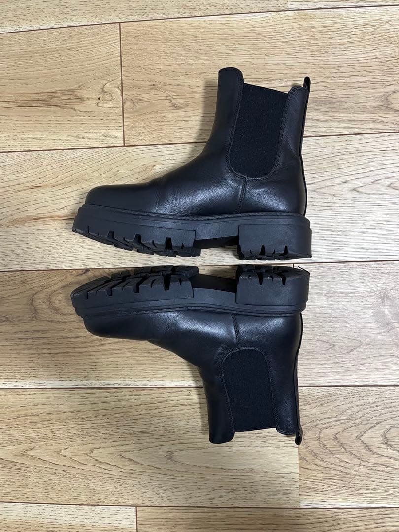 【33RU】REMME ブラック サイドゴアブーツ 厚底 レザー