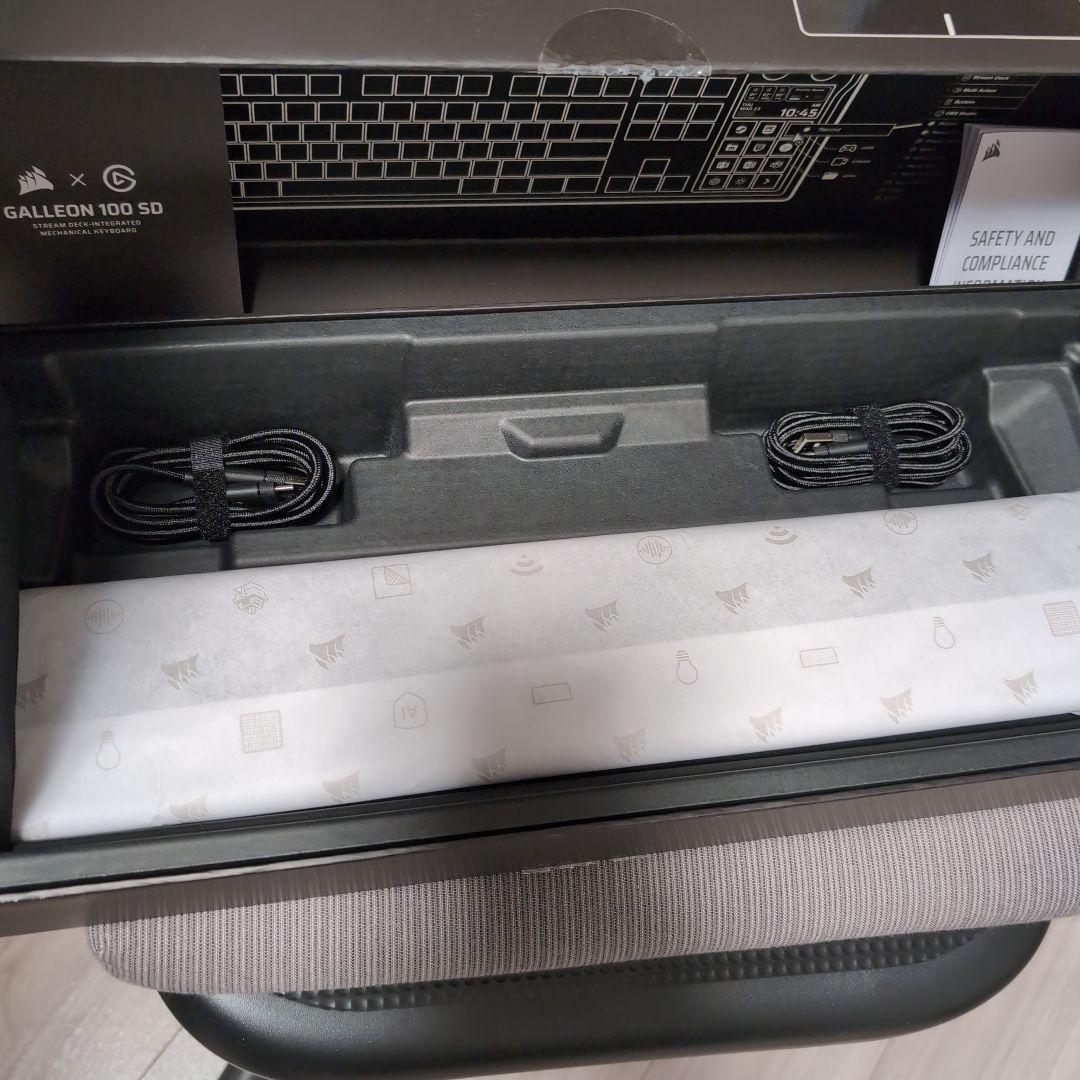 CORSAIR GALLEON Stream Deck内蔵ゲーミングキーボード