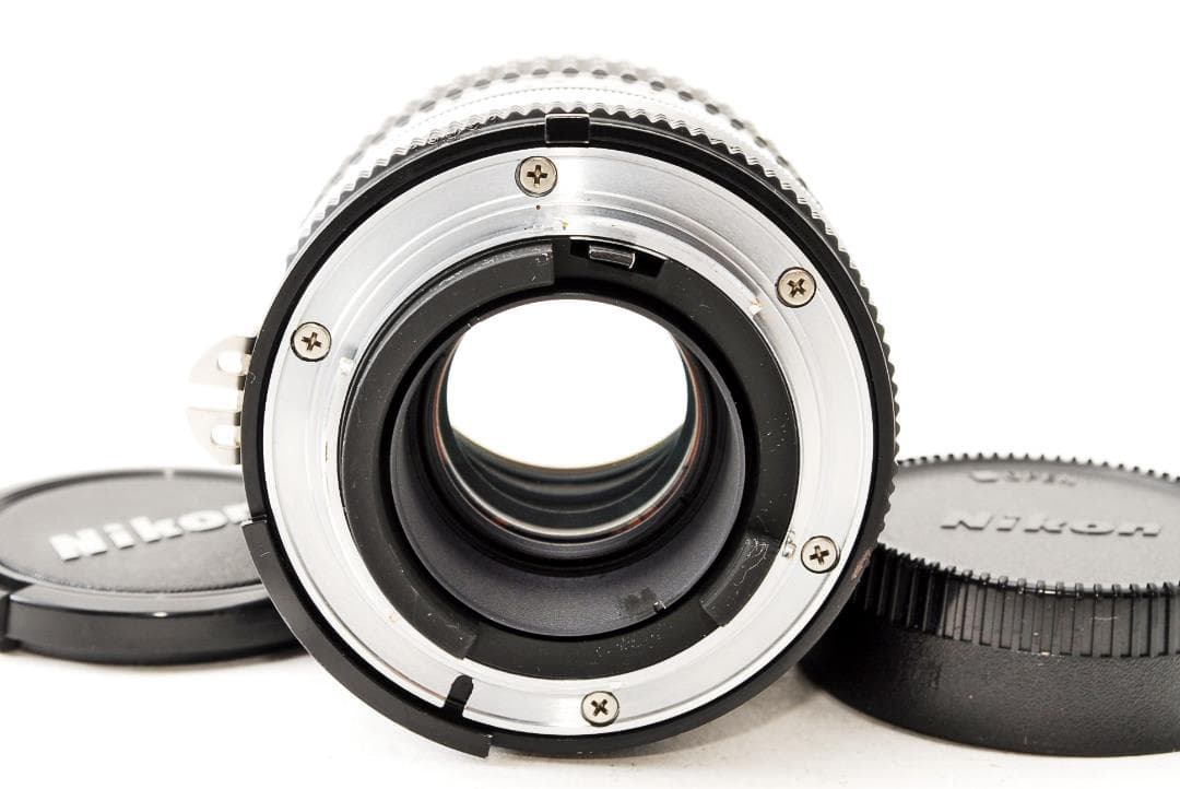ニコン 135mm F/2.8 Ai Manual Focus #189083