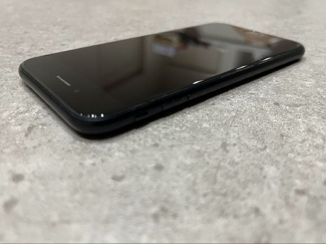 iPhoneSE (第2世代) 128GB ブラック