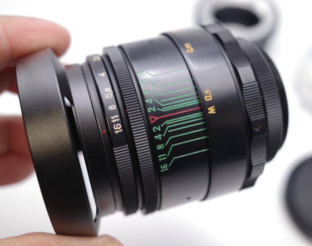 79 　新品同様　ぐるぐるボケレンズ　ヘリオス　44-2　M42アダプター付