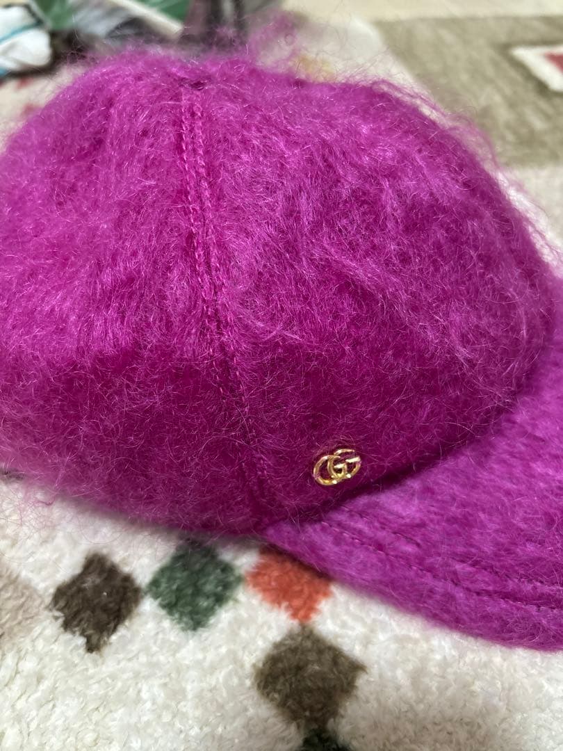 正規品　ほぼ未使用　GUCCI 正規品 もこもこキャップ 秋冬
