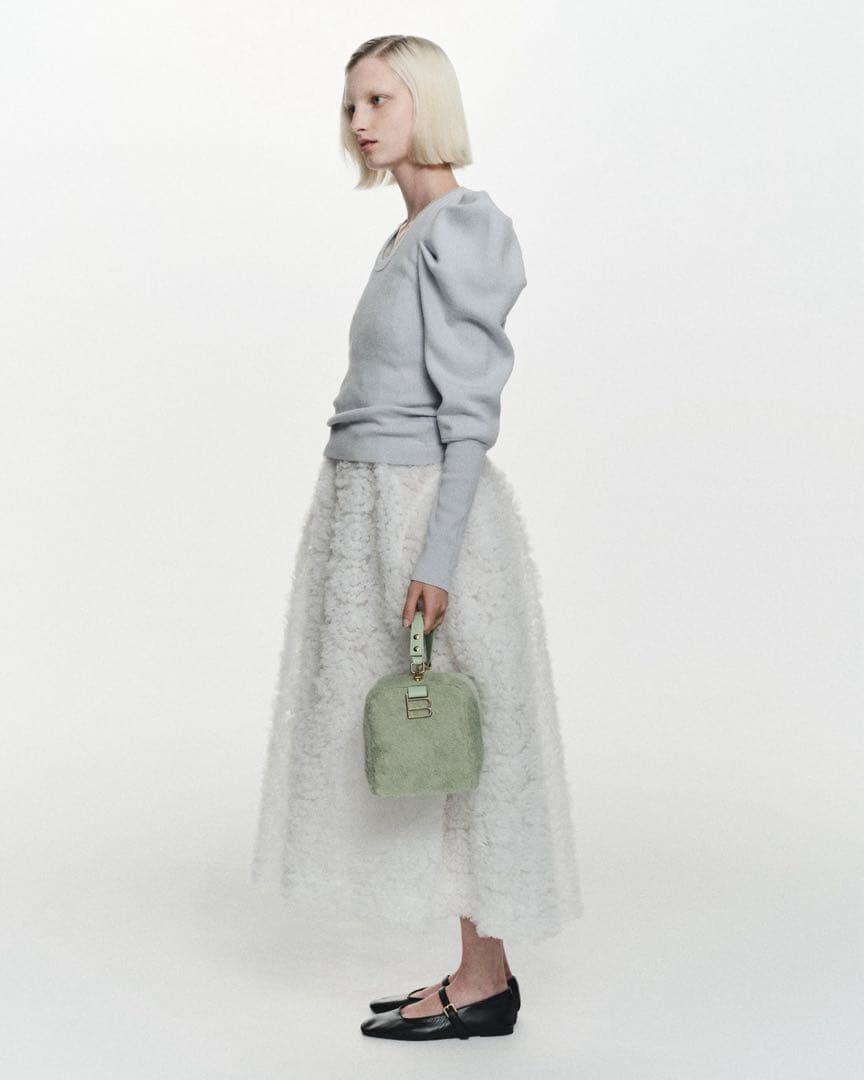 【新品未使用】Bibiy. パフスリーブニット