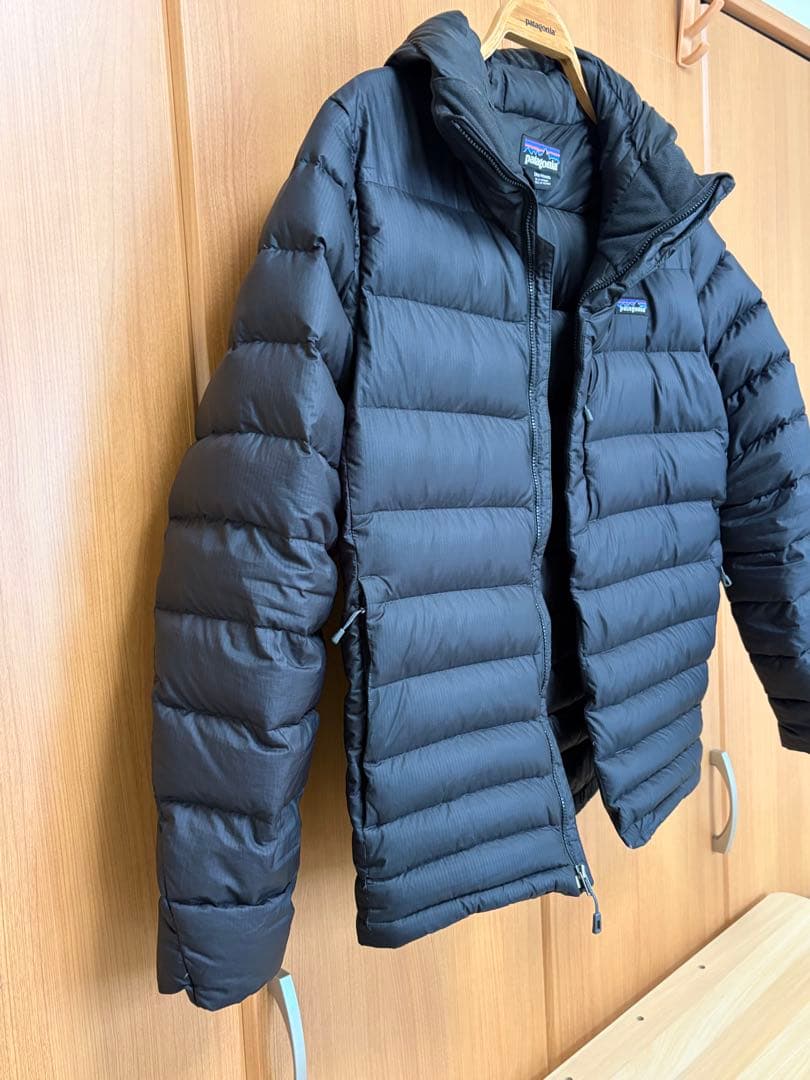 廃盤　パタゴニア ハイロフト・ダウン・フーディ　ブラック　S（大きめMサイズ級）