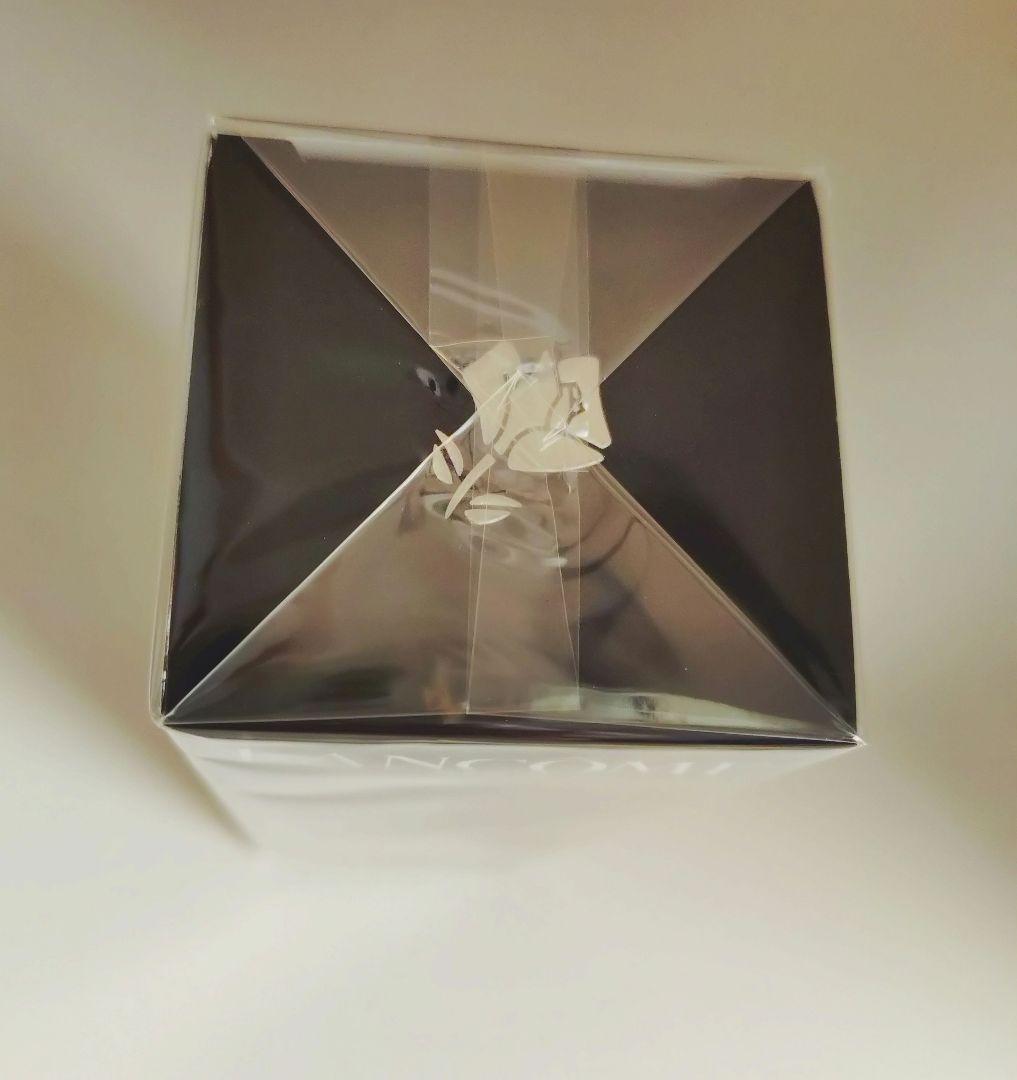 ☆新品未開封☆ランコム ジェ二フィック アルティメセラムレフィル　50m