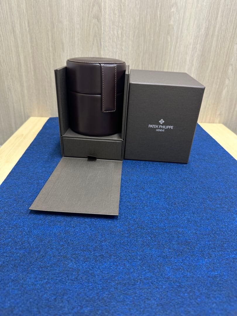 安い‼️PATEK PHILIPPE ワインディングマシーン＋時計ケース5点