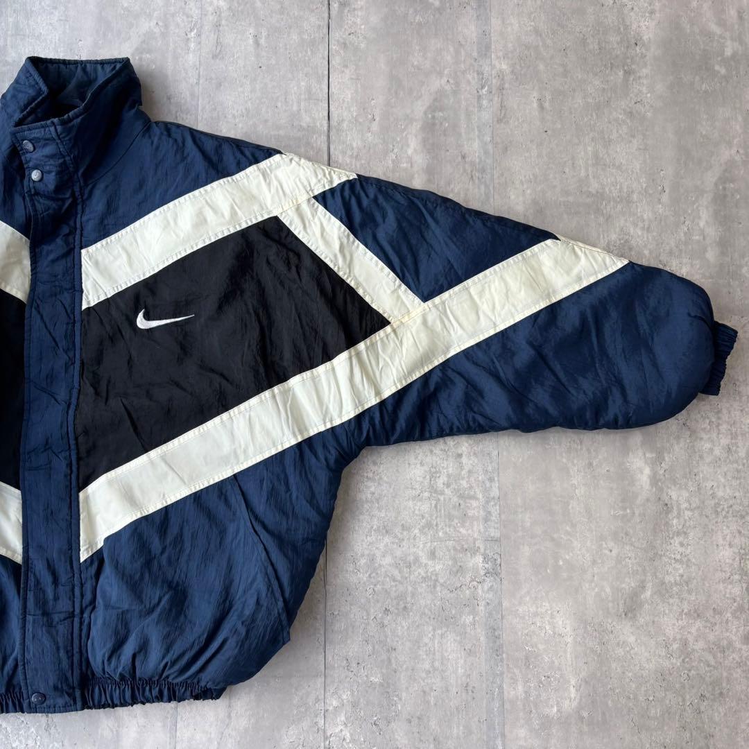 90's NIKE ナイキ　ナイロンジャケット　Lサイズ