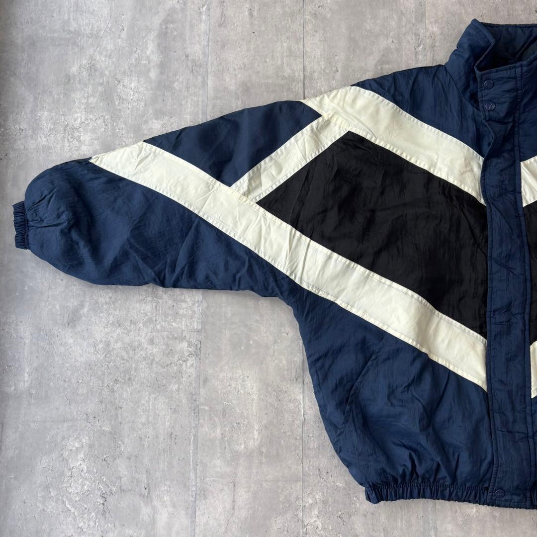 90's NIKE ナイキ　ナイロンジャケット　Lサイズ