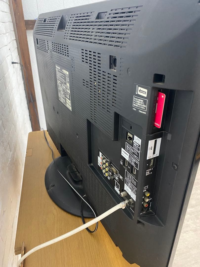 【東京都内23区配送無料】パナソニック　TH-L37S2 2010年　テレビ