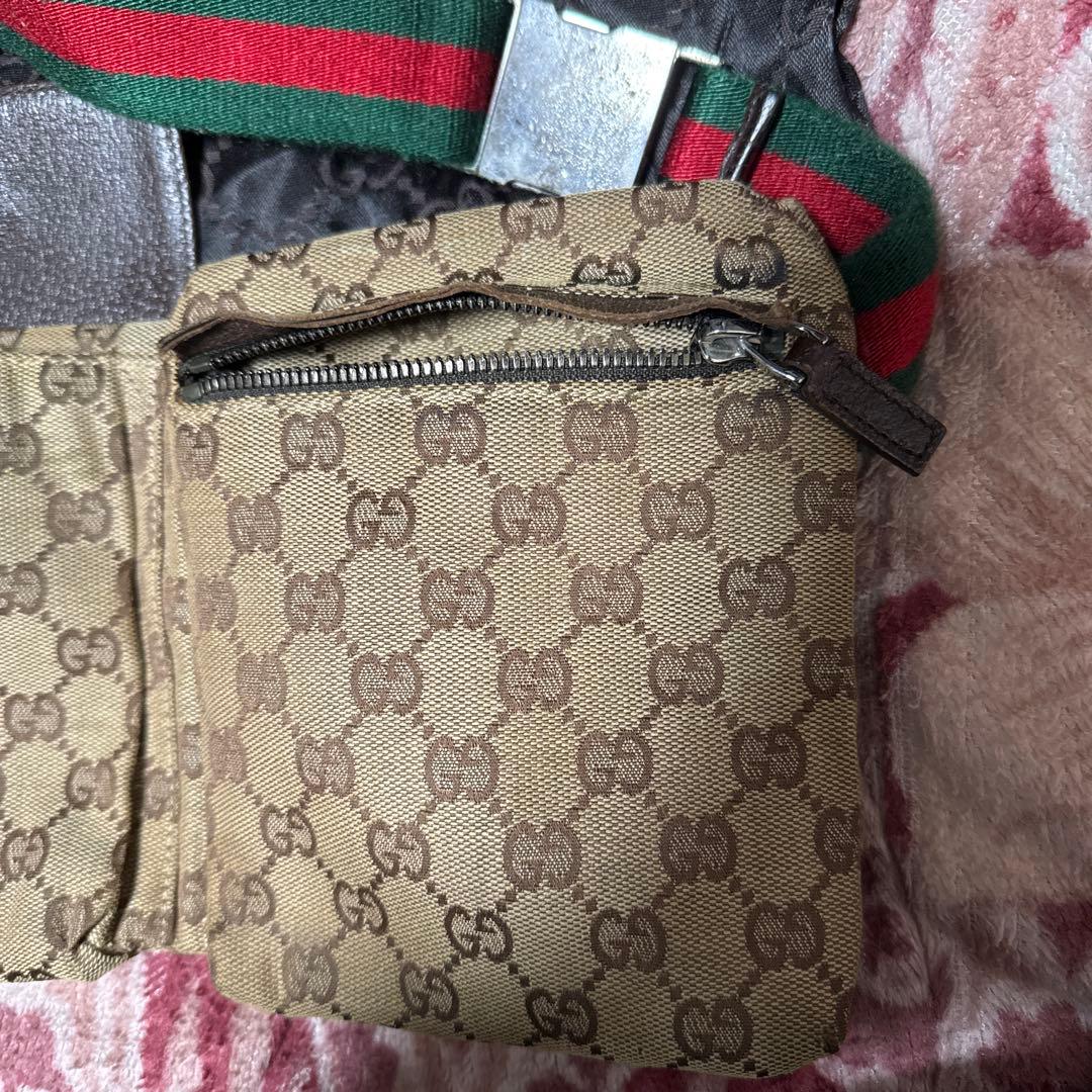 GUCCI ウエストバッグ　グッチ　ボディバッグ　グッチ ウエストポーチ