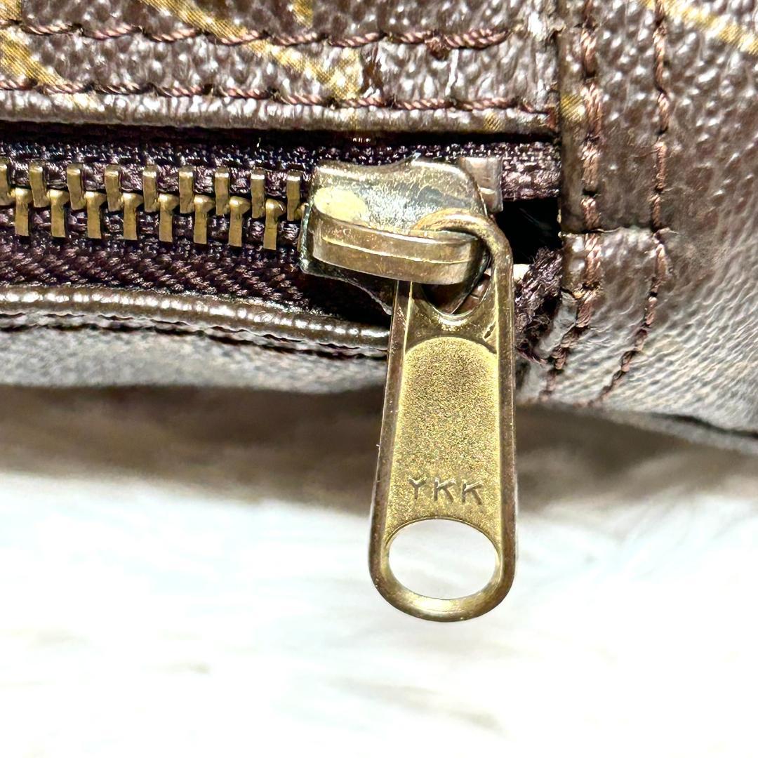 希少　ルイヴィトン　モノグラム　トゥルーストワレット28 M47522