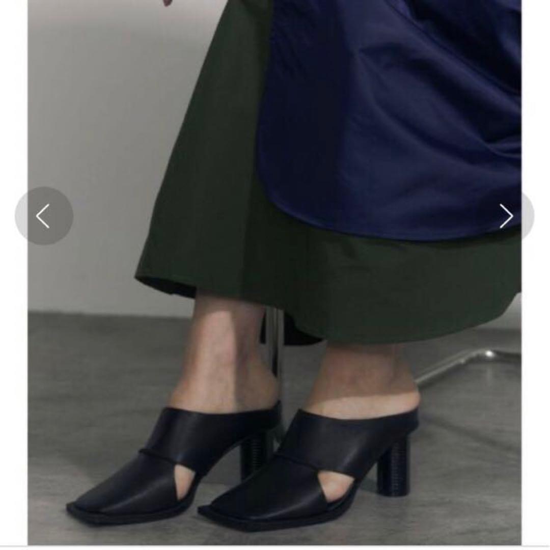 美品　アンスリード　サイドカットスクエアミュール