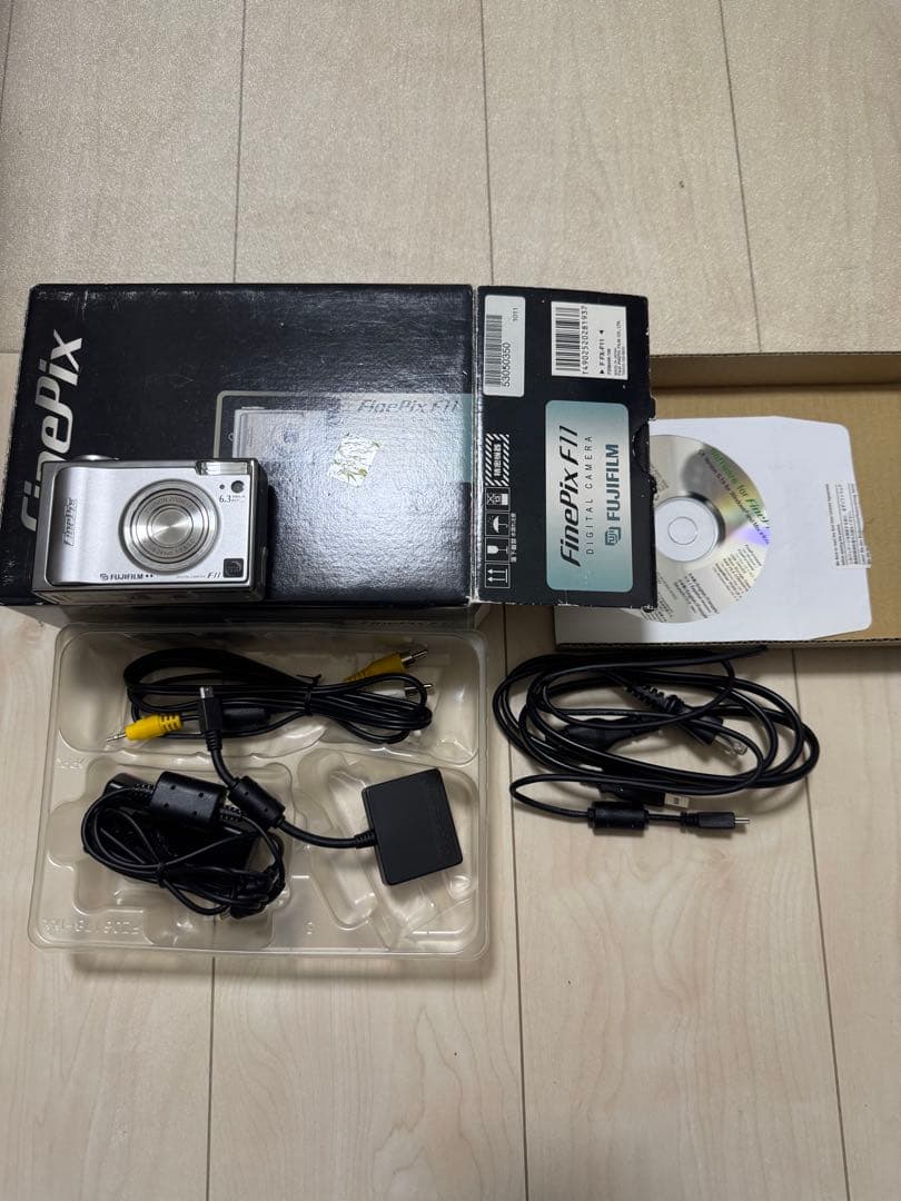 デジタルカメラ FUJI FILM FinePix F FINEPIX F11