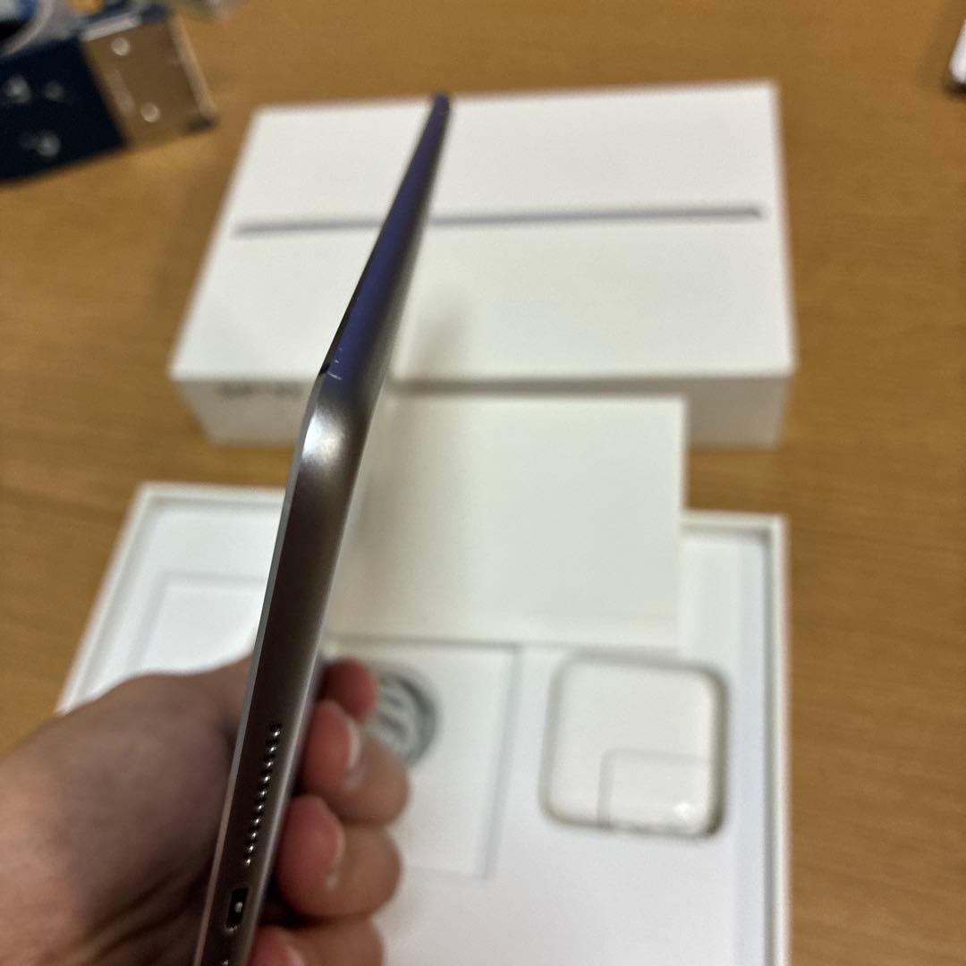 Apple iPad mini4 Wi-Fiモデル 128GB スペースグレー