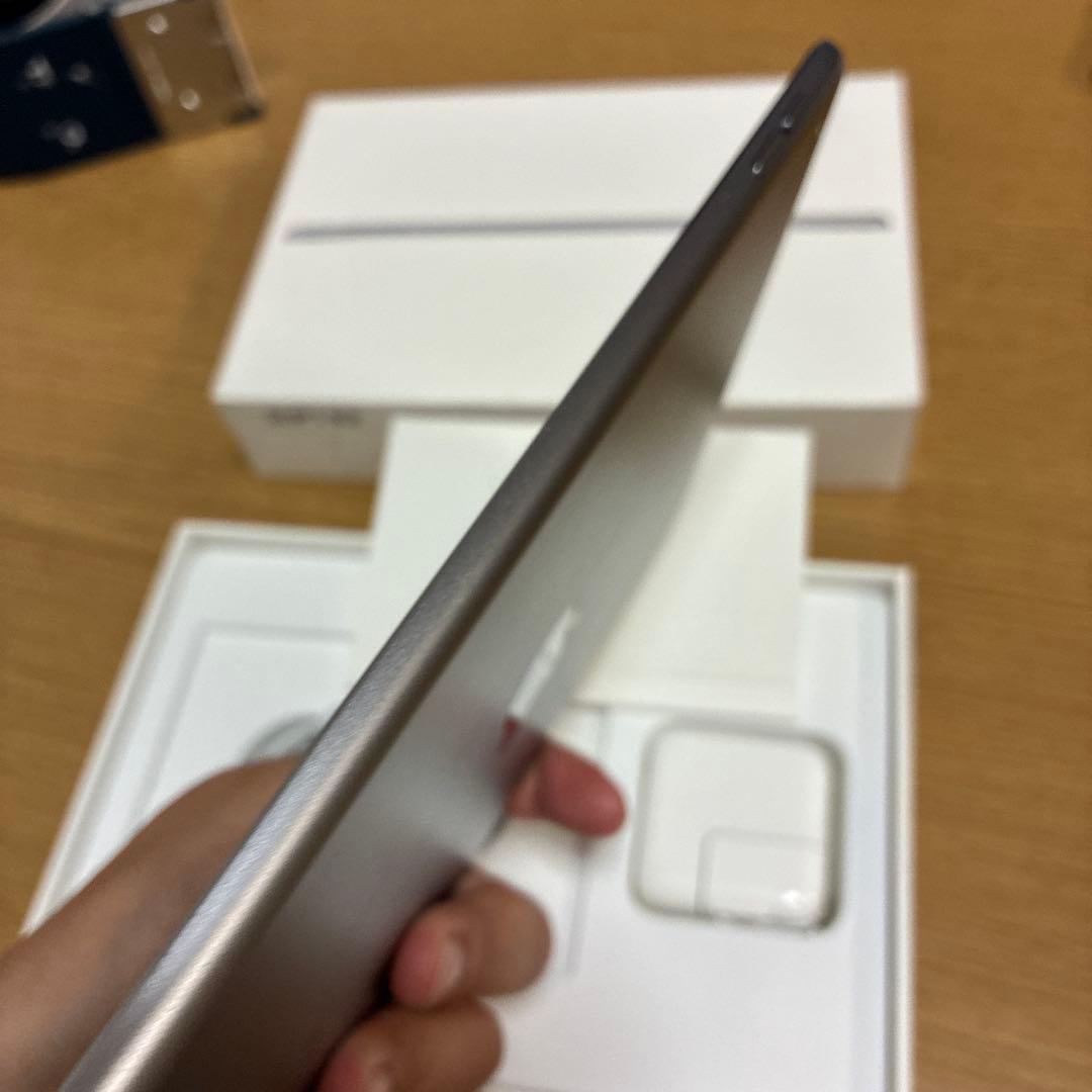 Apple iPad mini4 Wi-Fiモデル 128GB スペースグレー
