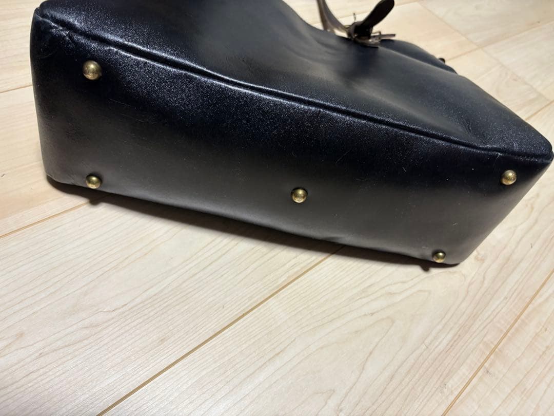 ブラックレザートートバッグ