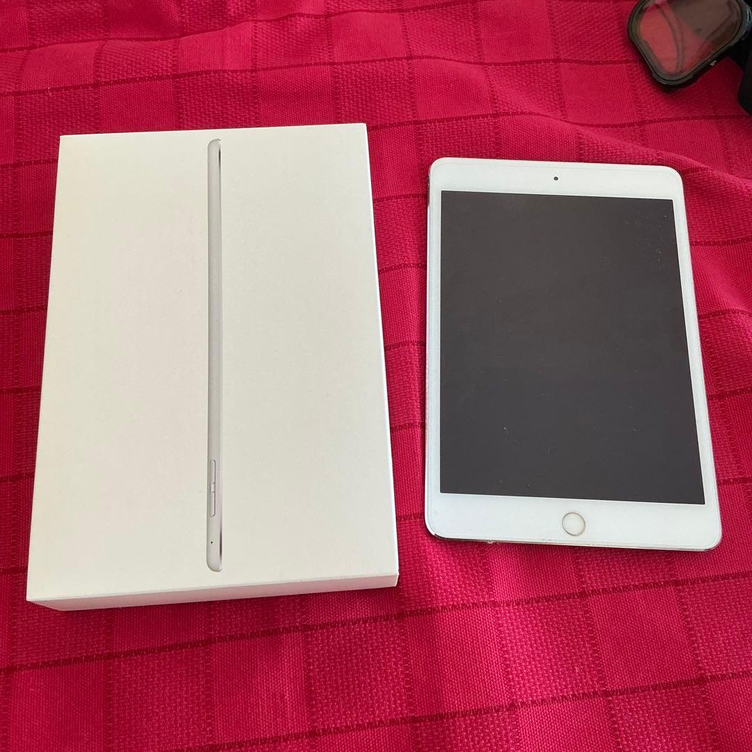 Apple iPad mini 4 64GB シルバー 本体