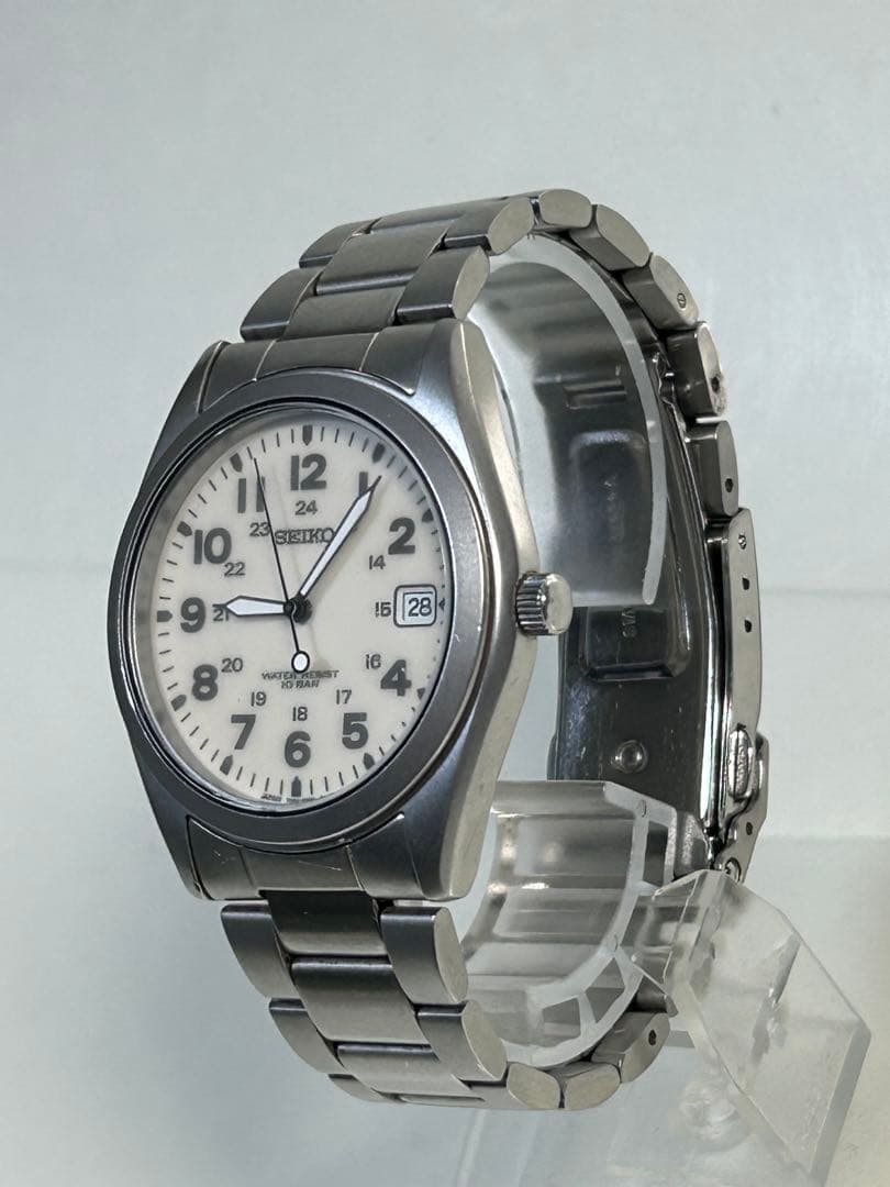 完動 全面蛍光白文字盤SEIKO ミリタリー SBCA003 7N42-8260
