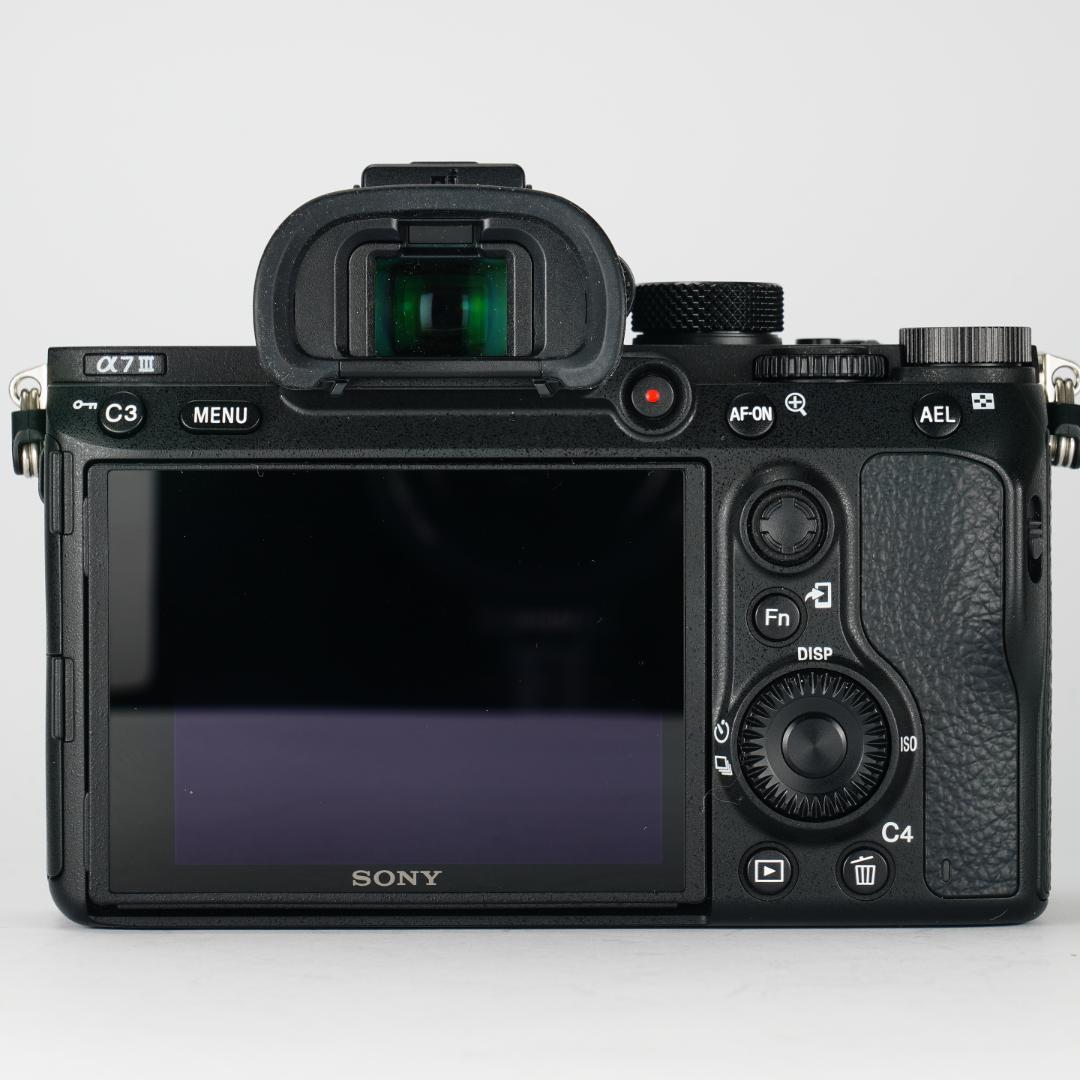 【レンズ未使用】α7III 未使用級品！1,109回/20万 すぐ撮影可 995