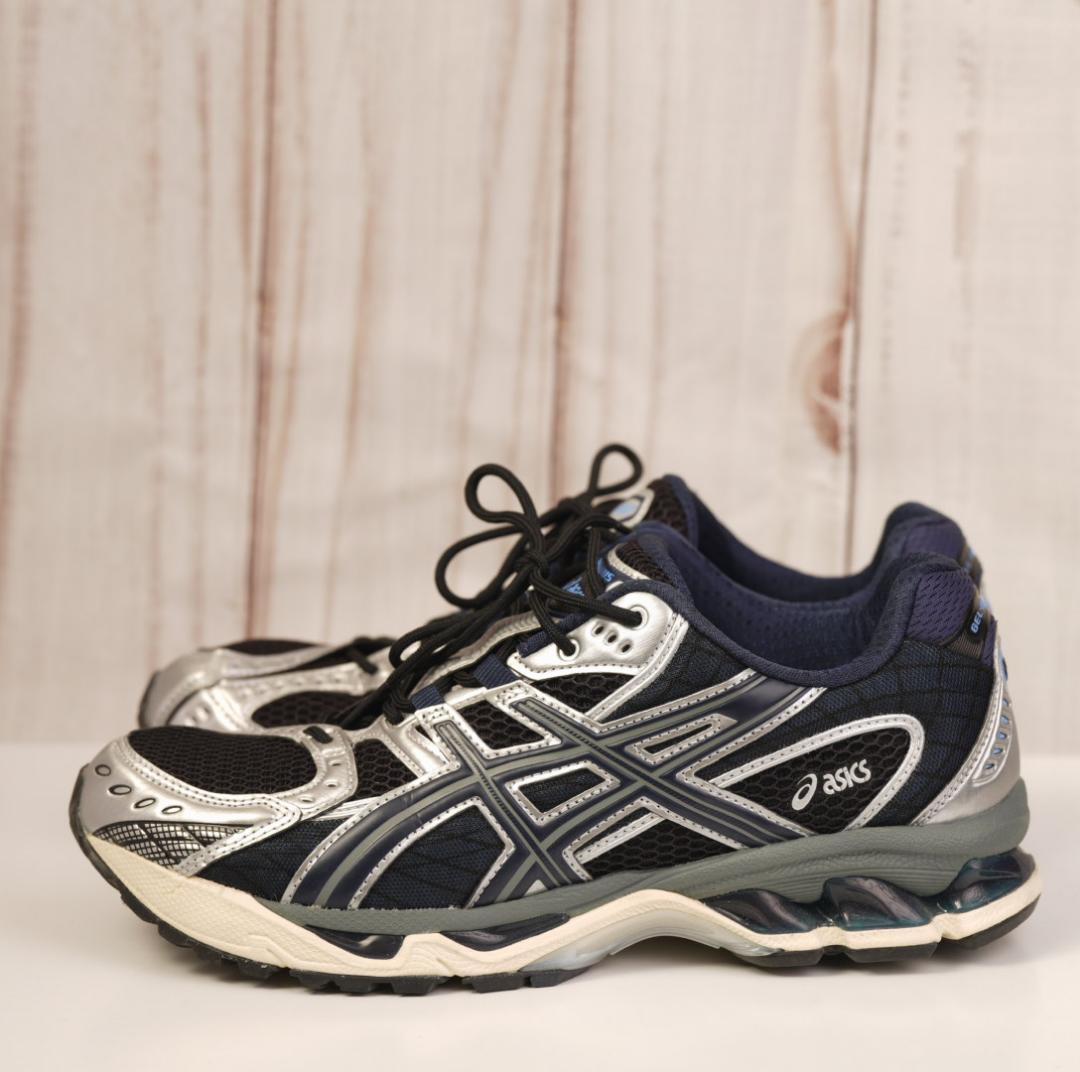 美品 ASICS GEL-NIMBUS 10.1 26.5cm