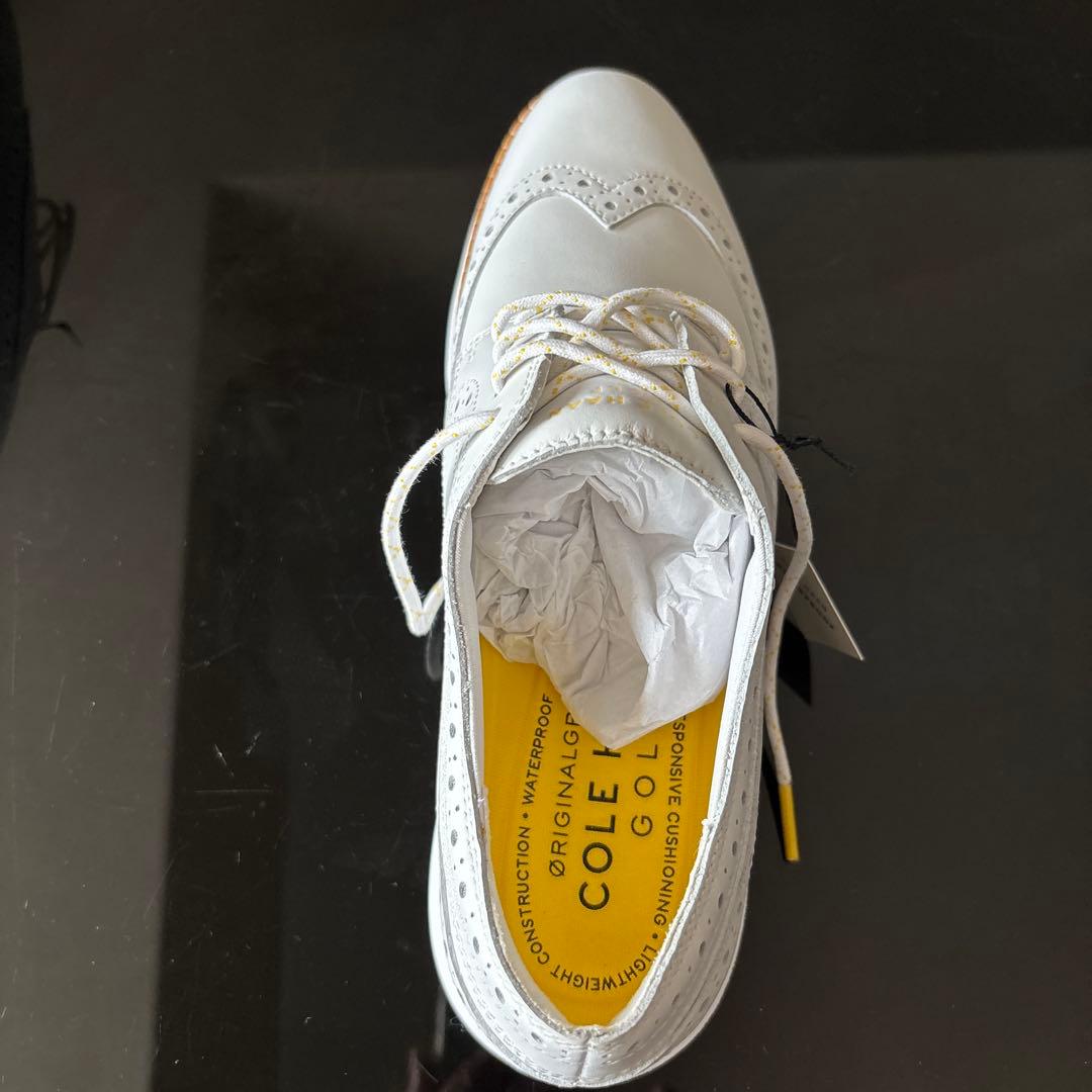 Cole Haan 防水ホワイトゴルフシューズ　24.5センチ スパイクレス