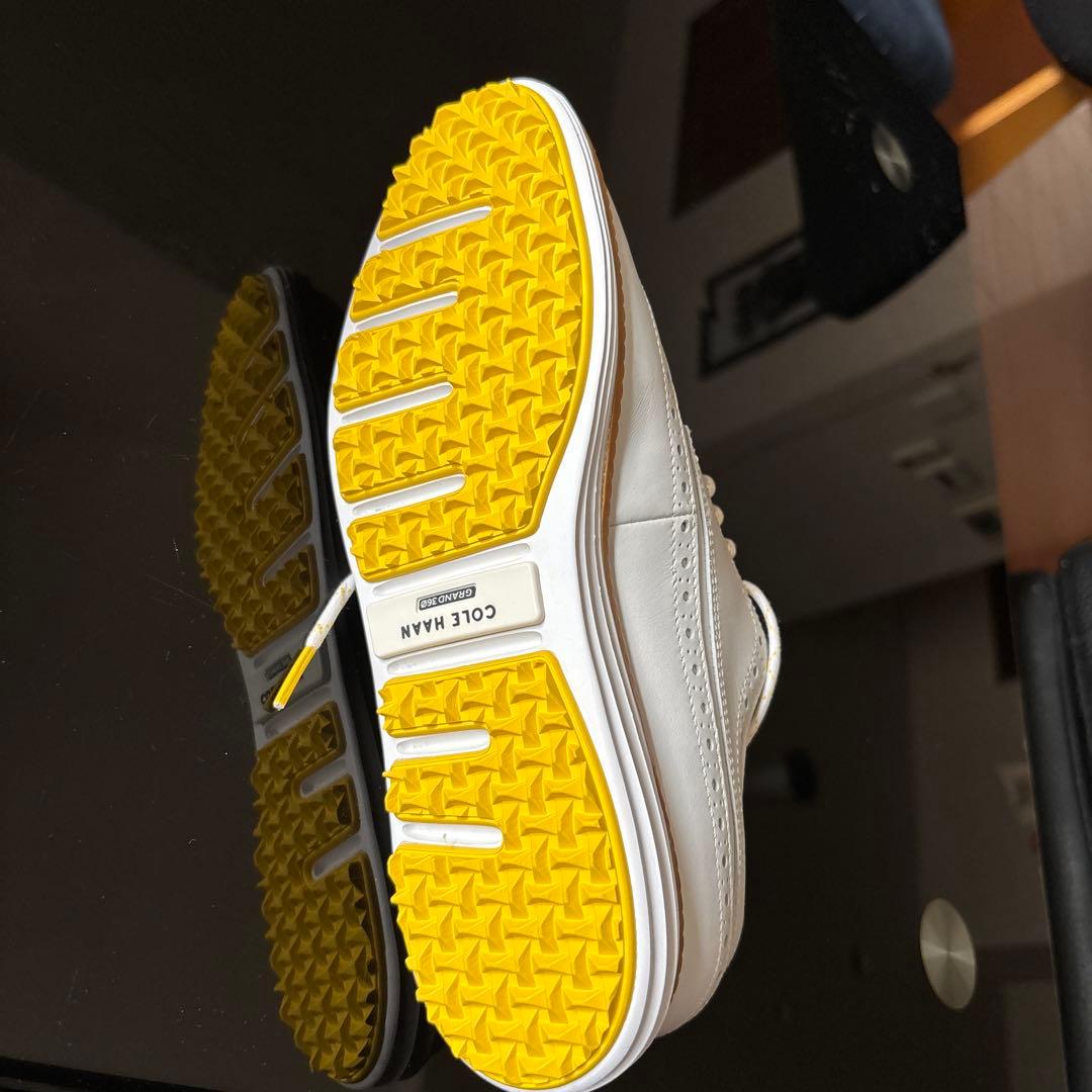 Cole Haan 防水ホワイトゴルフシューズ　24.5センチ スパイクレス