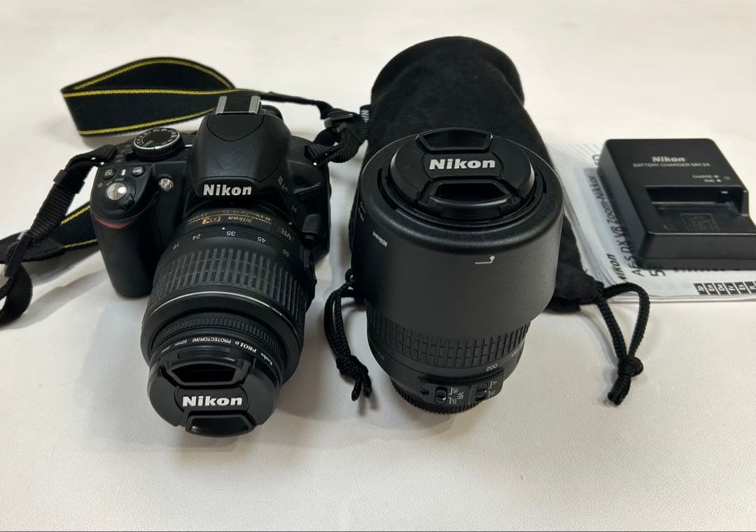 Nikon デジタル一眼レフカメラ D3100