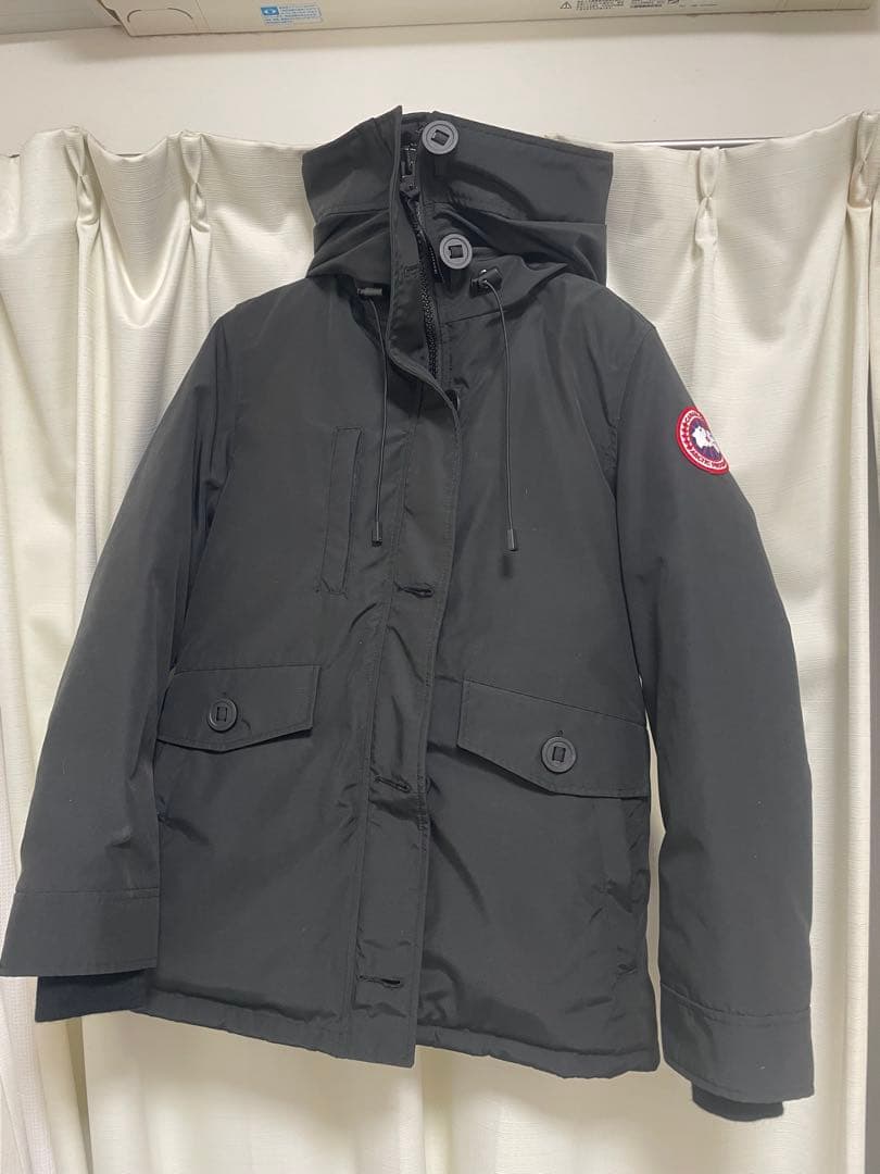 新品未使用　カナダグース  のアウター