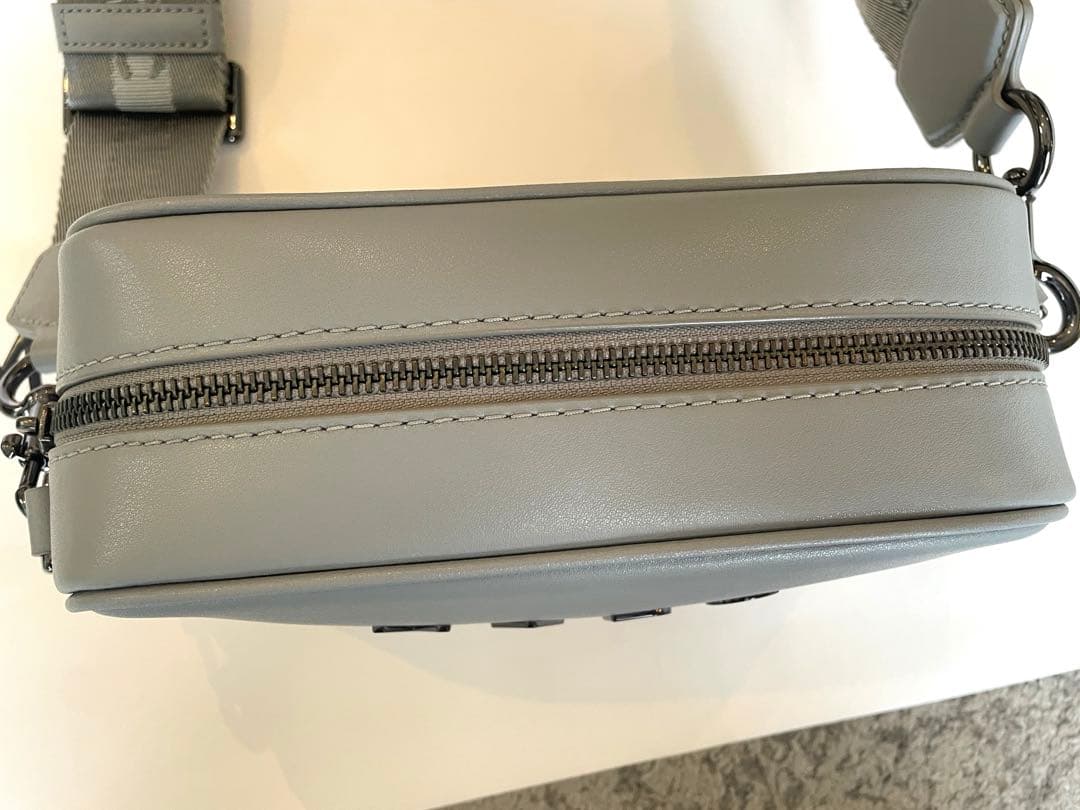 MARC JACOBS グレー ショルダーバッグ