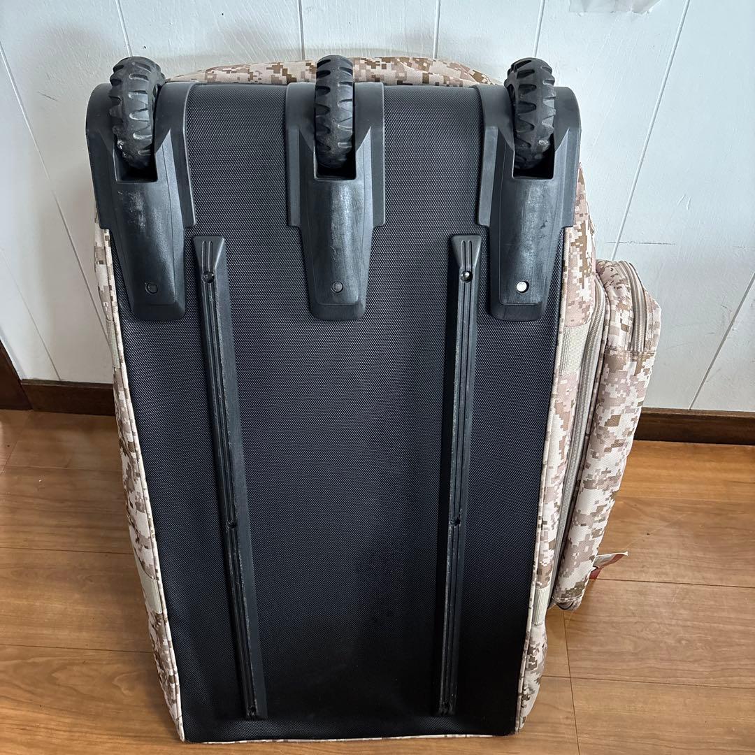 米軍放出品　DESERT MARPAT キャリーケース　シーバック　送料無料