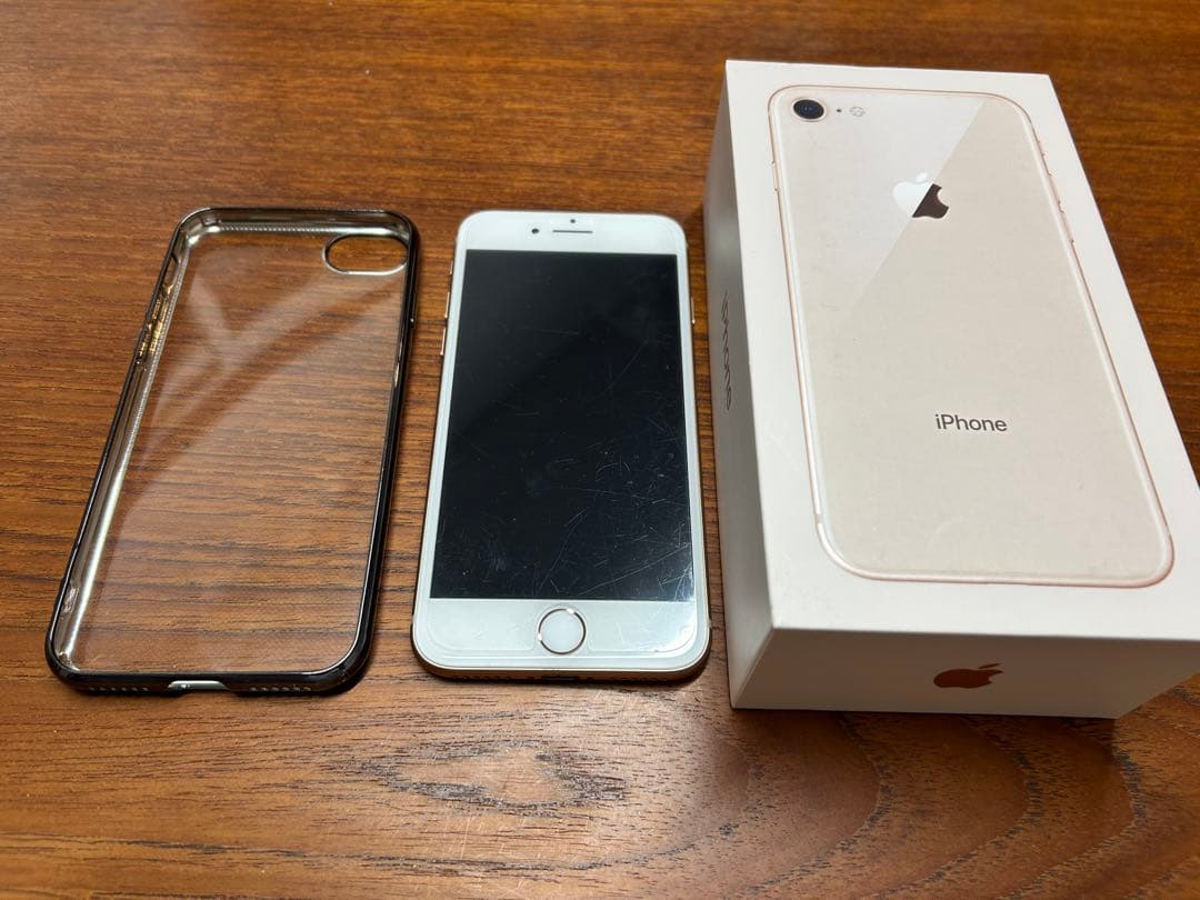 【美品】iPhone8 ゴールド 64GB SIMフリー 箱・カバー付