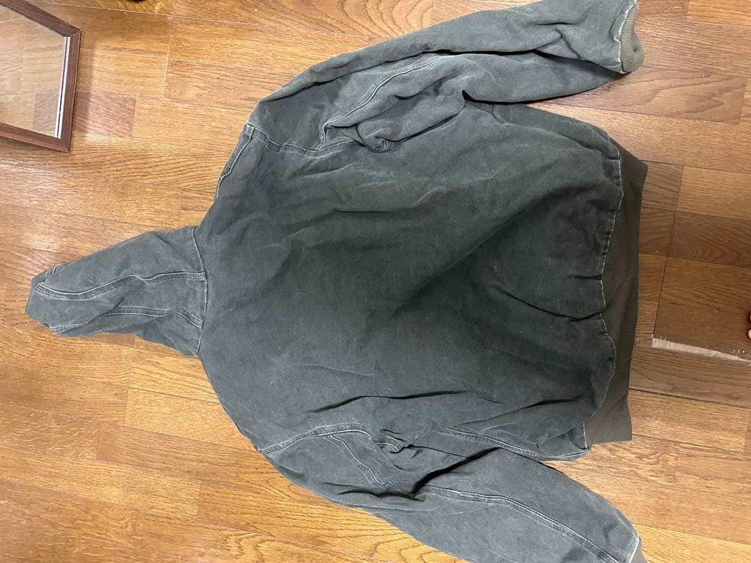 Carhartt フード付きジャケット カーキー