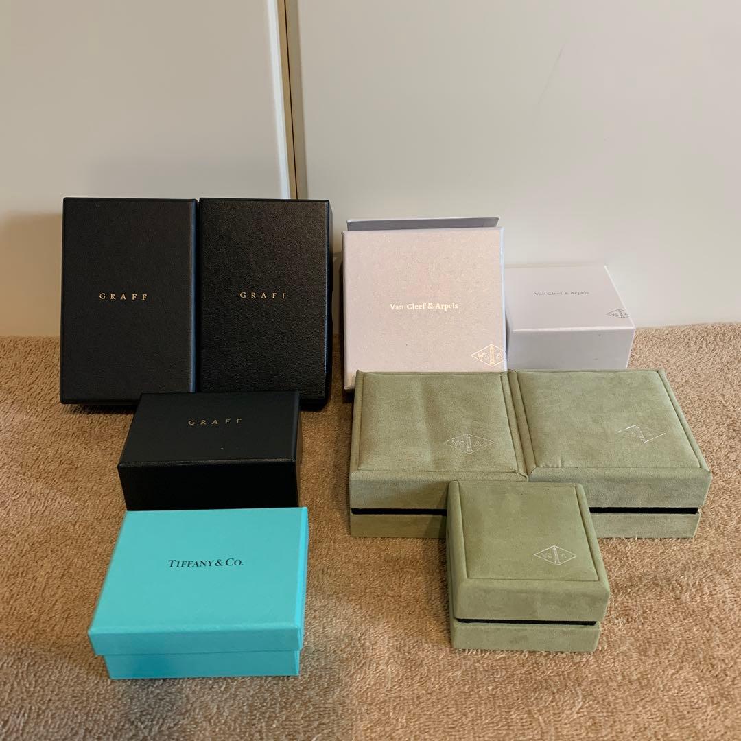 GRAFF Van Cleaf &Arpels 高級ジュエリーブランド　ケース
