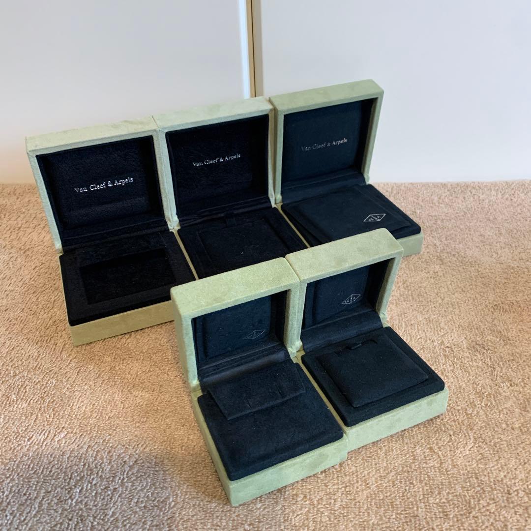 GRAFF Van Cleaf &Arpels 高級ジュエリーブランド　ケース