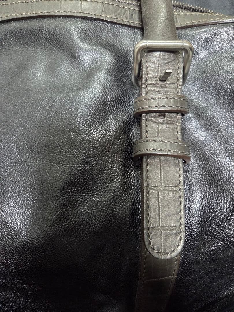 ジョルジオ・アルマーニハンドバック