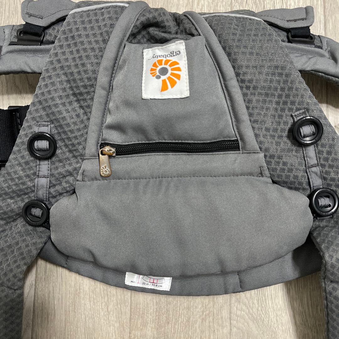 オムニブリーズOMNI breezeグラファイトグレー　エルゴベビー　抱っこ紐