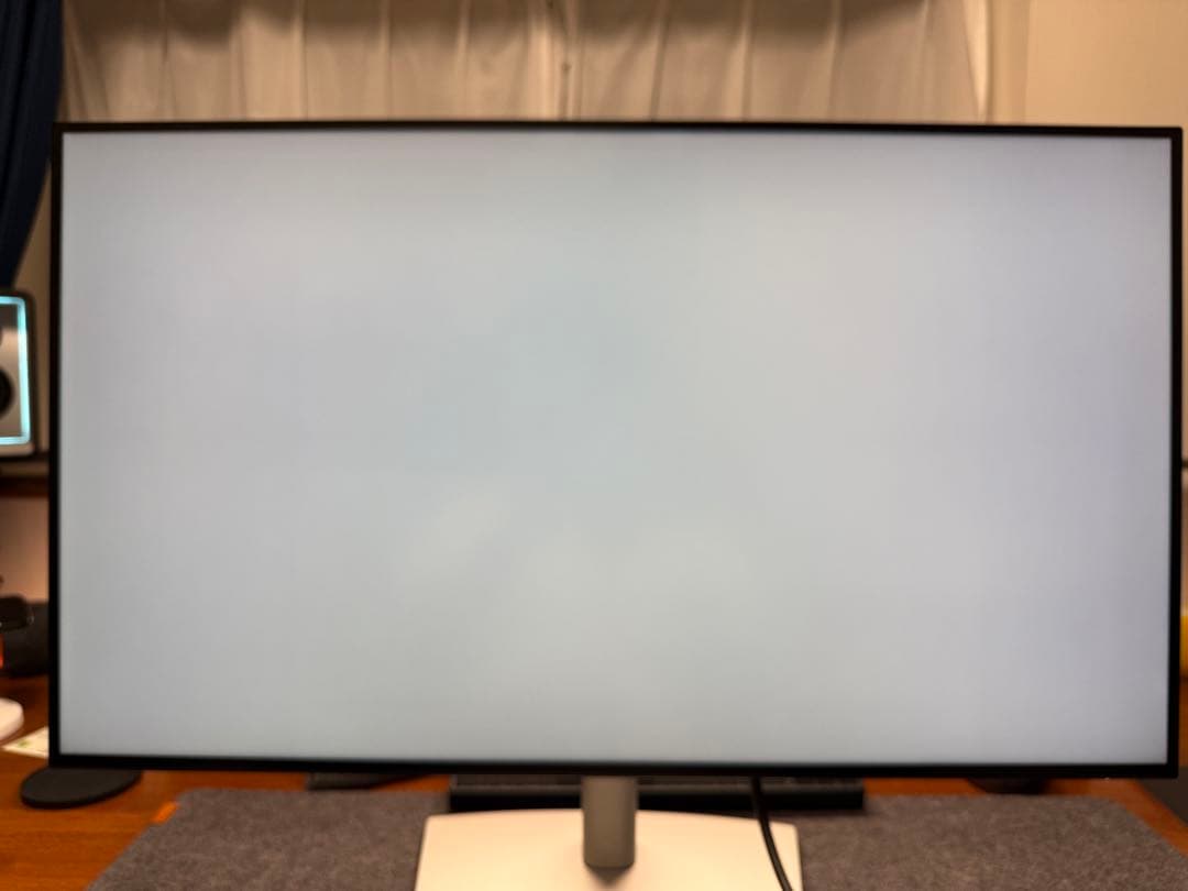 Dell U3223QE 4K モニター　美品