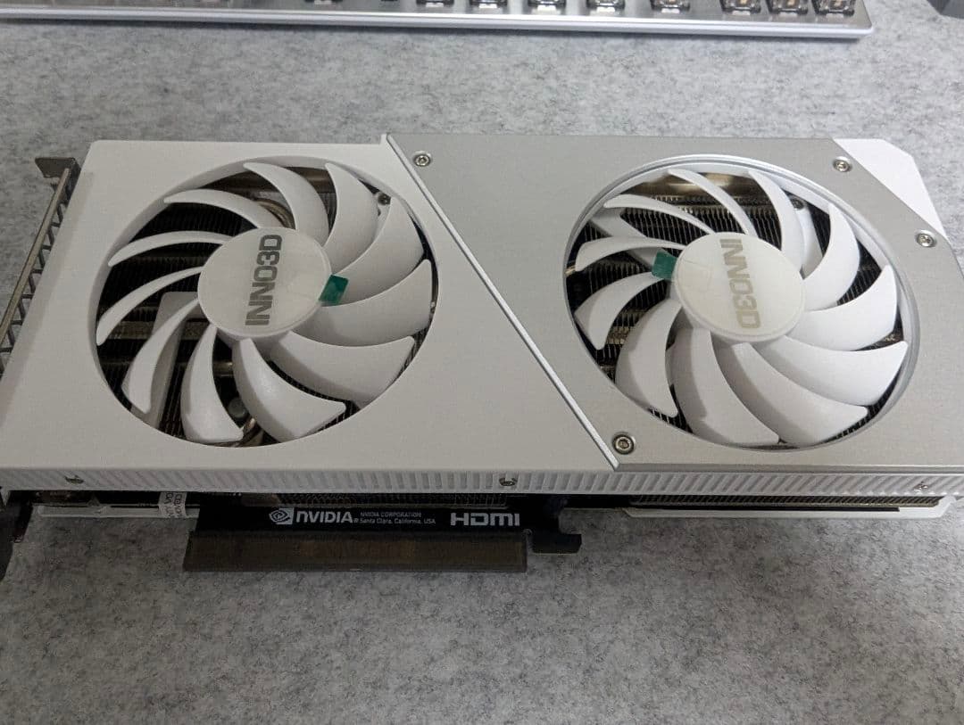 【かっちゃまん様】RTX 4070 TWINX2OC WHITE STEALTH