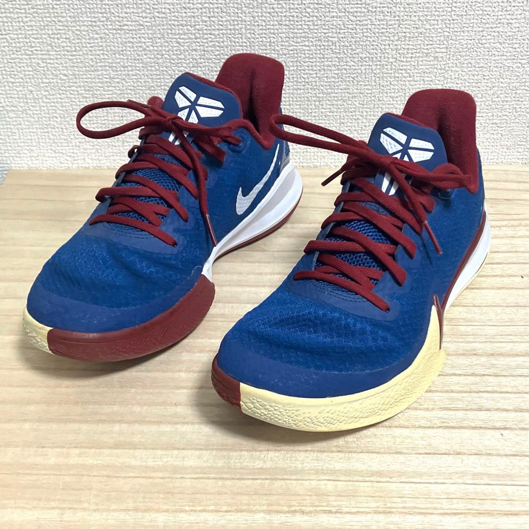 美品 NIKE KOBE MAMBA FOCUS ブルー 25.5cm